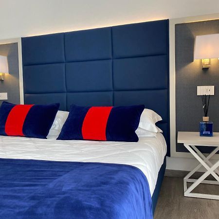 Hotel Rombino فونتيبلاندا المظهر الخارجي الصورة