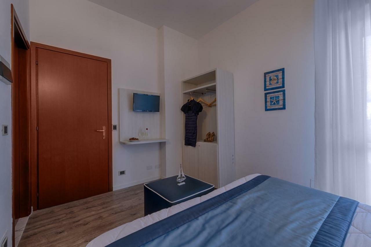 Hotel Rombino فونتيبلاندا المظهر الخارجي الصورة
