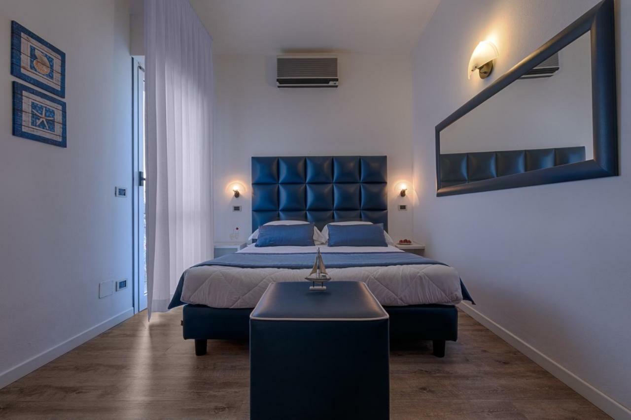 Hotel Rombino فونتيبلاندا المظهر الخارجي الصورة